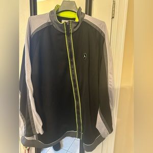 Air Jordan court-side Jogger. XL